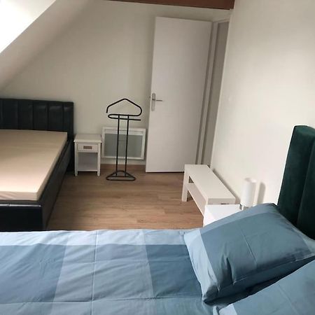Residence Merlin Appart Des Druides Saint-Malon-sur-Mel Exterior foto