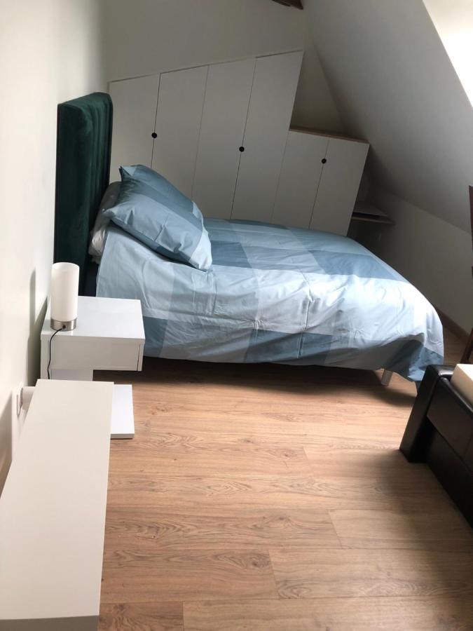 Residence Merlin Appart Des Druides Saint-Malon-sur-Mel Exterior foto